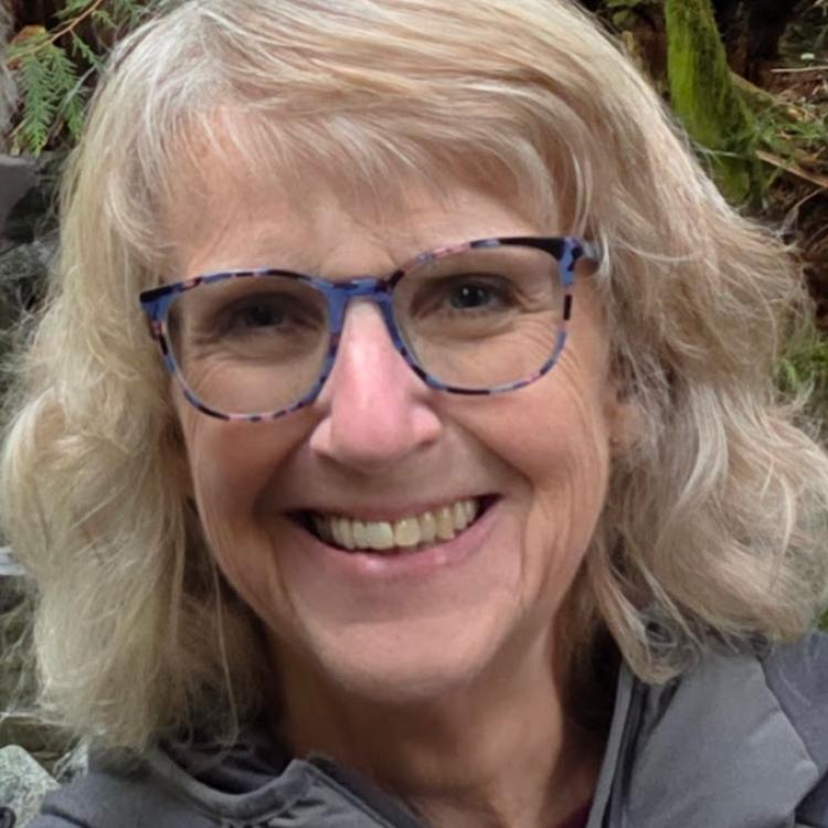   Claudia Trost